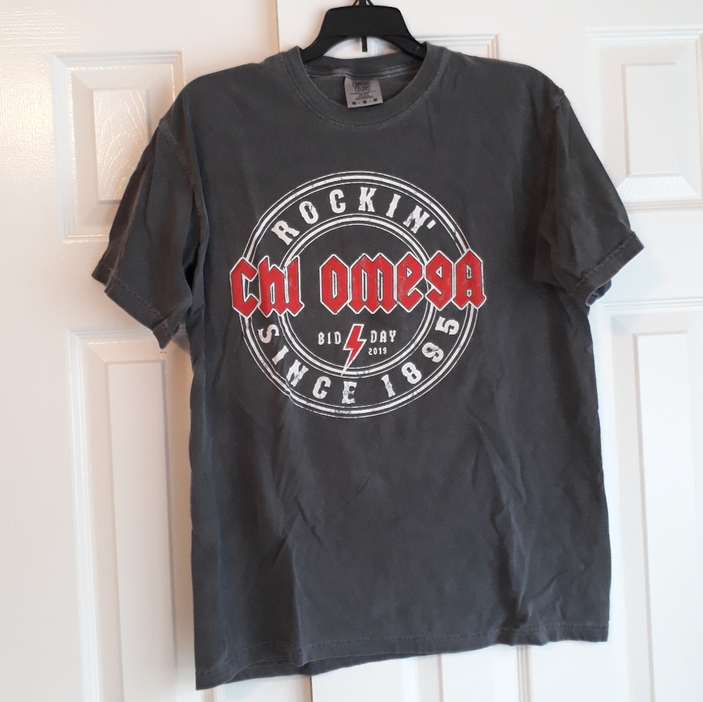 Chi Omega tee shirt rock and roll medium